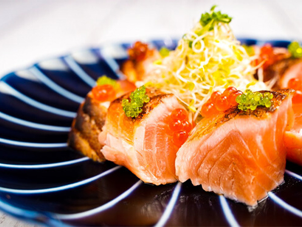 サーモンパンチのセンキョ割イメージ