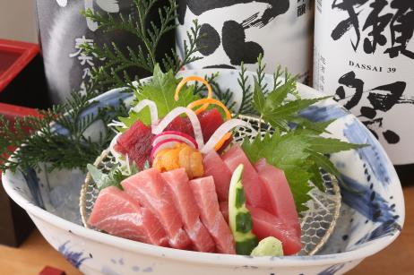 吟醸マグロ 金山店